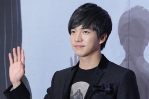 이승기, 부드러운 미소로 여심을 사로잡아