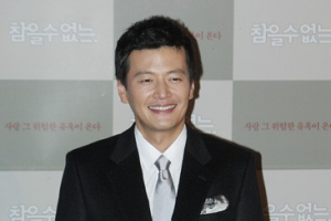 부드러운 매력을 발산하는 '정찬