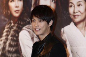 뮤지컬 배우를 꿈꾸는 열정적인 에릭역의 '김원준'