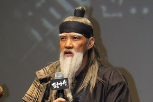 정진영, 황산벌과는 전혀 다른 김유신을 기대해 달라