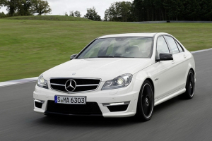 [화보] 메르세데츠-벤츠 신형 C63 AMG 사진 유출