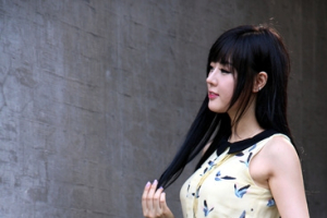 [포토] 전시장 밖에서 만나본 레이싱모델 황미희