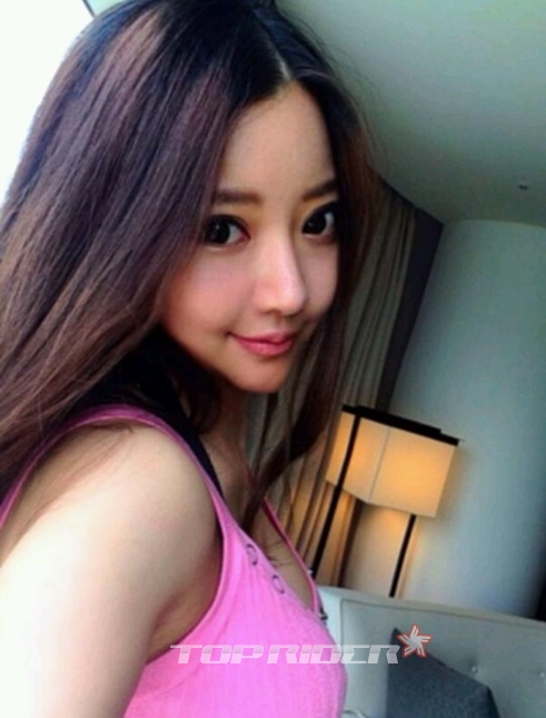 눈에 띄네~김희선 닮은 신인연기자 윤정아