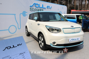 [찰나시승기] 기아 전기차 쏘울 EV 타보니... 스파크 EV와 비교돼