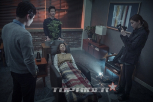 올 여름을 책임질 막강 공포 드림팀이 온다. 김성균-유선-차예련-김혜성