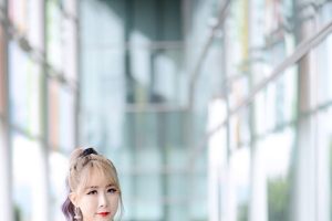[포토]신선하게 다가오는 레이싱 모델 신소향
