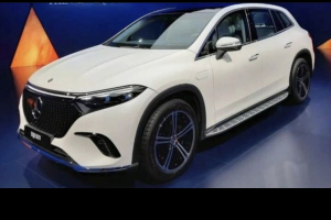 벤츠 EQS SUV 선공개, BMW iX 정조준