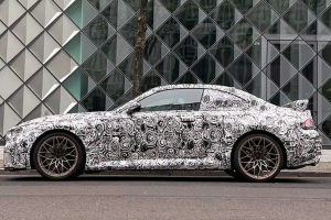 BMW M2 풀체인지 실내 포착, 4시리즈보다 고급스럽다