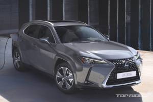 렉서스 UX 300e 부분변경 공개, 주행거리 450km로 ‘업’