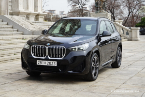 [시승기] BMW 뉴 X1 20i, 넓은 실내와 놀라운 자동주차