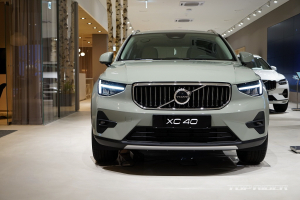 [포토] 볼보 XC40 세이지 그린, 한정판 실차는 이런 모습