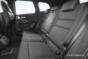 BMW iX1 eDrive20 공개, 보급형 엔트리 전기차