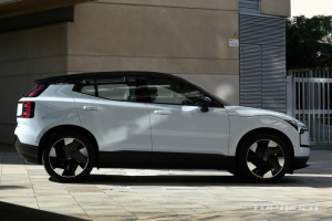 볼보 EX30 출시 임박, 4천만원대 수입 SUV