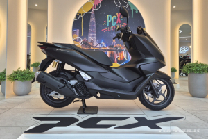 혼다 PCX 스쿠터 출시, 연비 55km/ℓ..가격 472만원