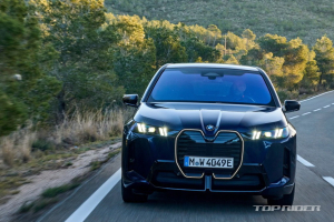 BMW 신형 iX M70 국내 주행거리 '448km', 제로백 3.8초 고성능